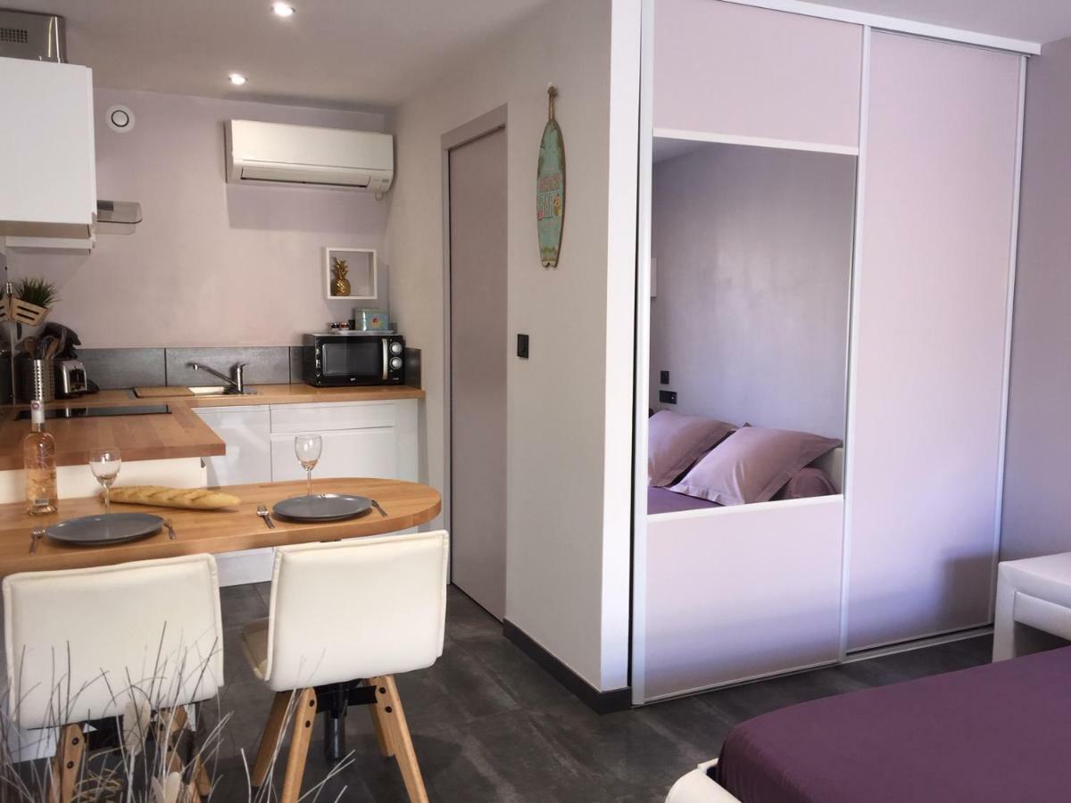 Plage A 400 M Studio Tout Confort Terrasse Clim Parking イエール エクステリア 写真
